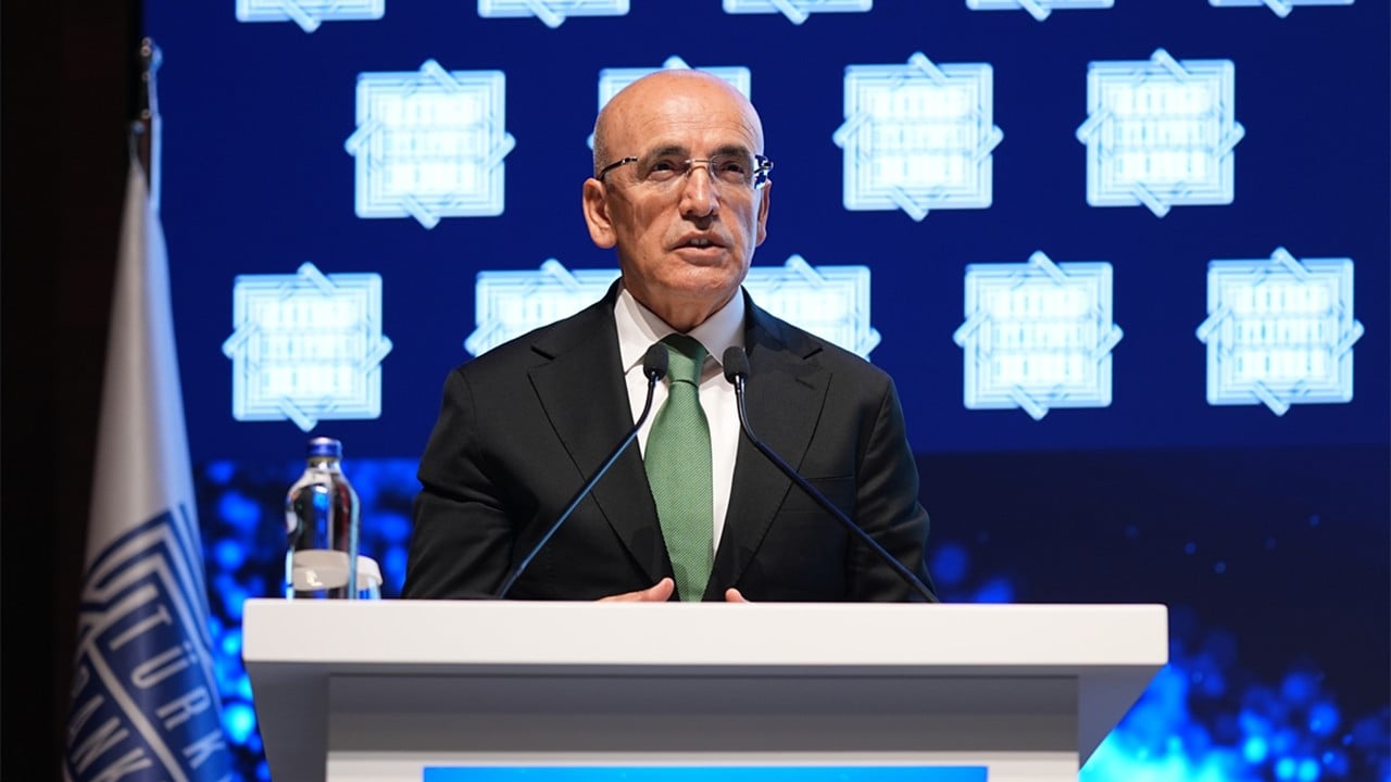 Bakan Şimşek "Dezenflasyon süreci devam edecek” Gecikmeye rağmen başaracağız