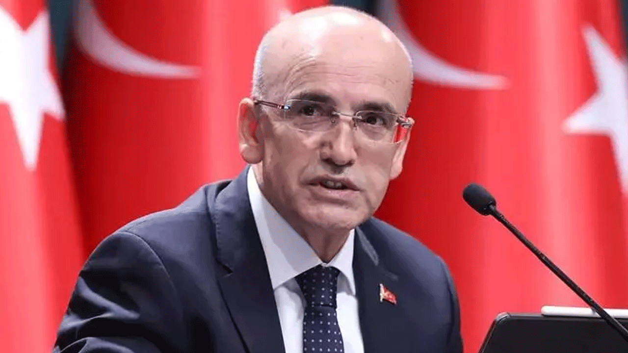 Bakan Şimşek güzel haberi Türkiye'ye duyurdu