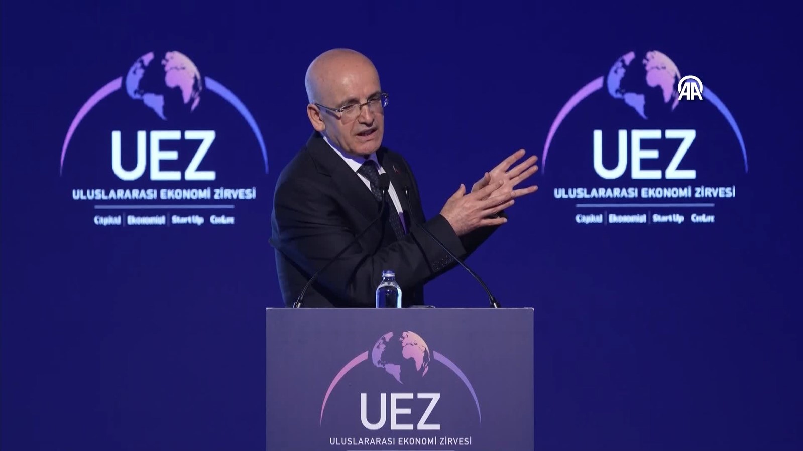 Bakan Şimşek: Türkiye'nin dayanıklı olduğuna inanıyoruz, bunu bu sene de ispatlayacağız