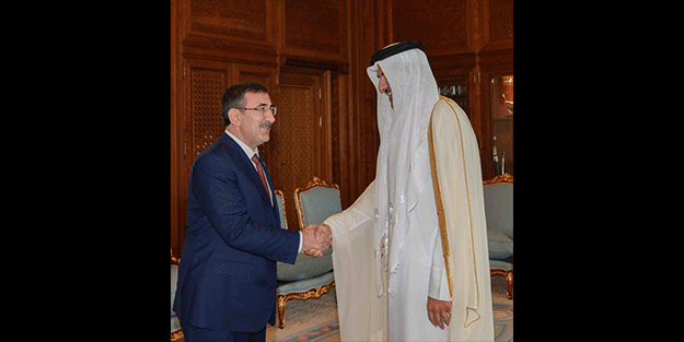 Bakan Şimşek ve Cumhurbaşkanı Yardımcısı Yılmaz, Katar Emiri ile görüştü