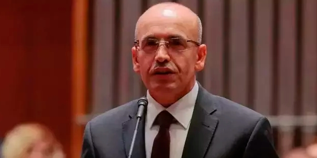 Bakan Şimşek'ten dış ticarete güçlü destek mesajı