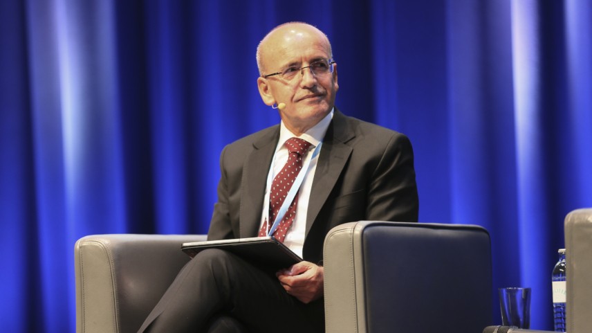 Bakan Şimşek’ten piyasalara güven mesajı: Ekonomimiz şoklara karşı dirençlidir