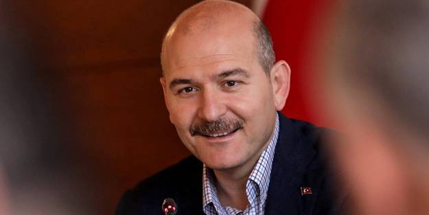 Bakan Soylu, Ertuğrul Özkök'ün Formula 1 yarışındaki 'şampanya' yalanını tiye aldı!