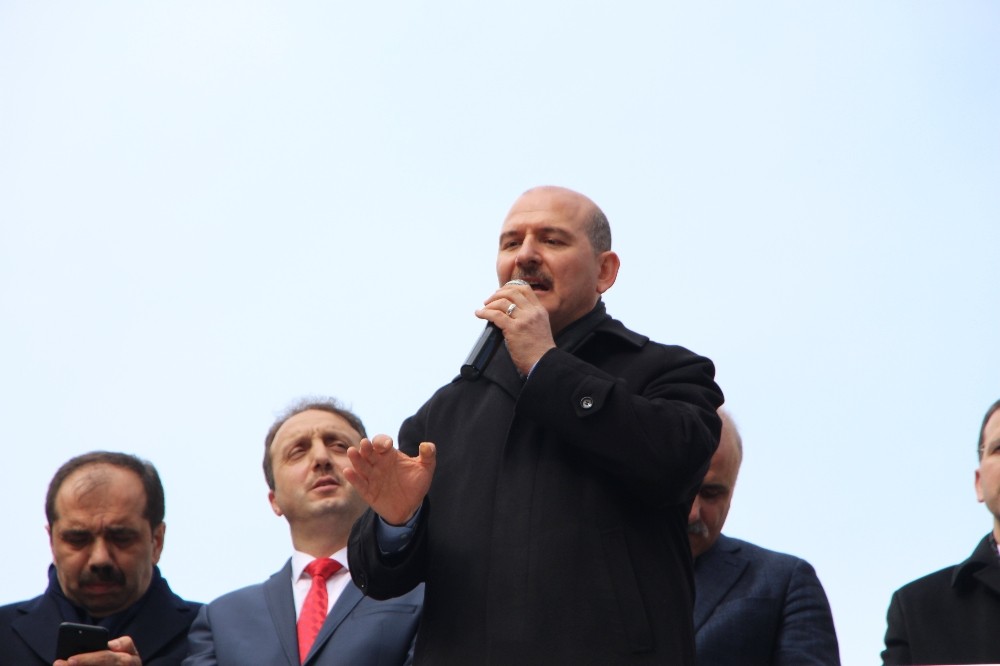 Bakan Soylu: “Kılıçdaroğlu’nun Ankara Büyükşehir Belediyesine adım atacağı, zafer naralarıyla içeriye gireceği fotoğrafı hazmedemiyorum” 