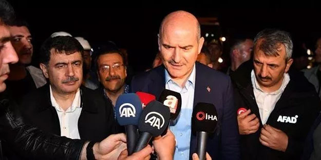 Bakan Soylu sel bölgesinde incelemelerde bulundu
