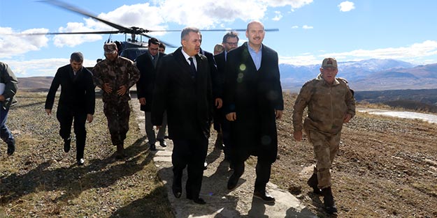 Bakan Soylu sıfır noktasında incelemelerde bulundu