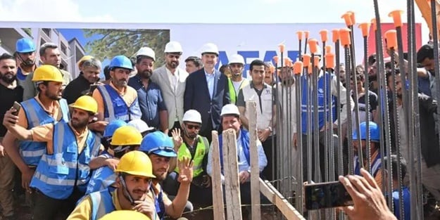 Bakan Soylu, Suriye'de temel atma törenine katıldı: 3 milyon 381 bin kardeşimiz...