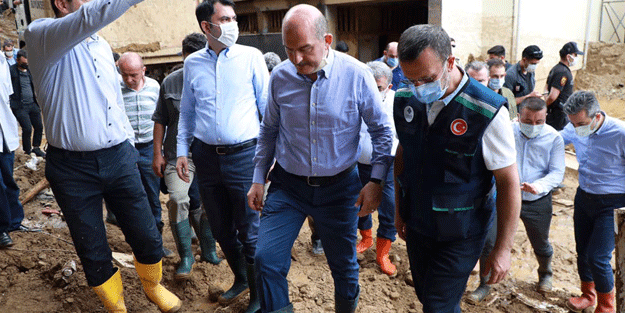Bakan Soylu'dan Mehmetçik'e teşekkür! Ziraat Bankası'nı temizlerken buldular