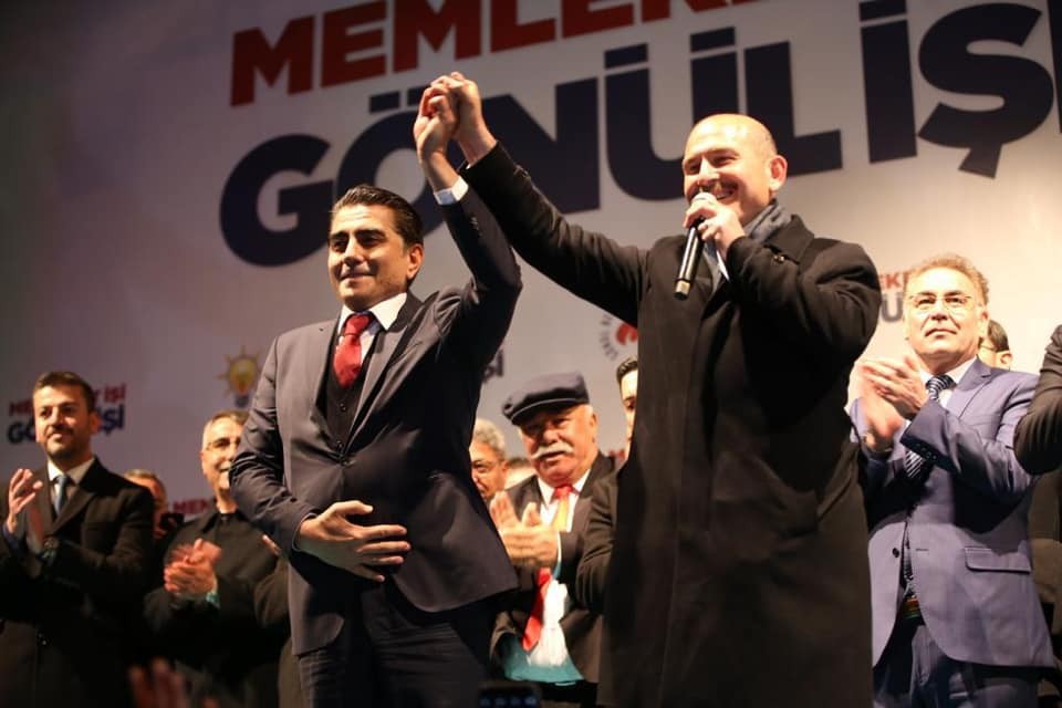 Bakan Soylu’nun yolunu otobüsle böyle kestiler 