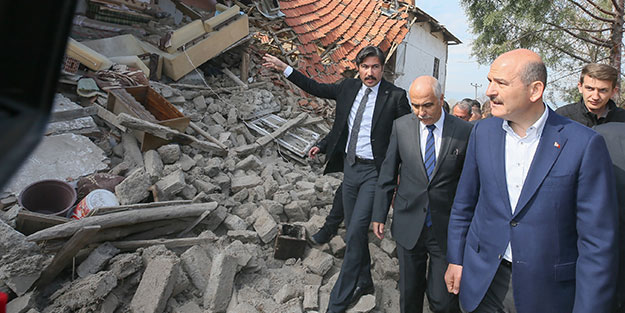 Bakan Soylu, müjdeyi deprem bölgesinde verdi