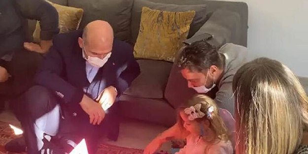 Bakan Süleyman Soylu'dan minik Ayda'ya ziyaret
