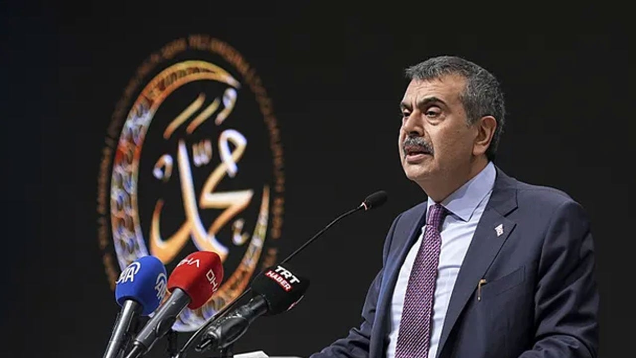 Bakan Tekin, İHL mezuniyet töreninde konuştu! Meslek derslerine branşlaşma müjdesi