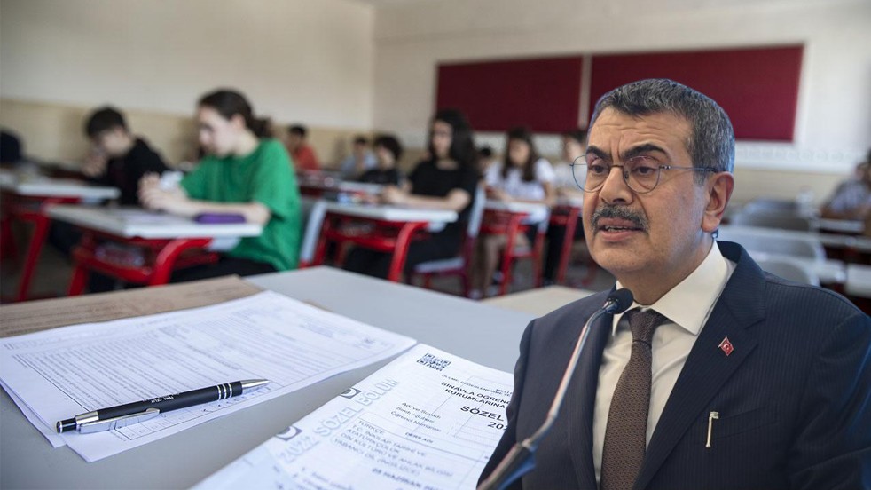 Bakan Tekin’den flaş LGS açıklaması: Milli maçla çakıştığı için bir gün öne alınabilir