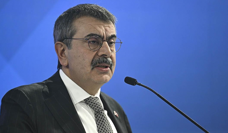 Bakan Tekin son noktayı koydu: Okullarda ara tatil kalkacak mı?