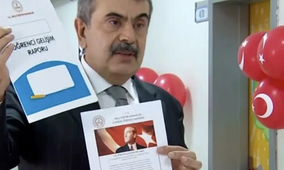 Bakan Tekin'den 'Atatürk' maskeli vurgunculara tokat gibi cevap: Asrın hırsızlığını gizleyemezsiniz!