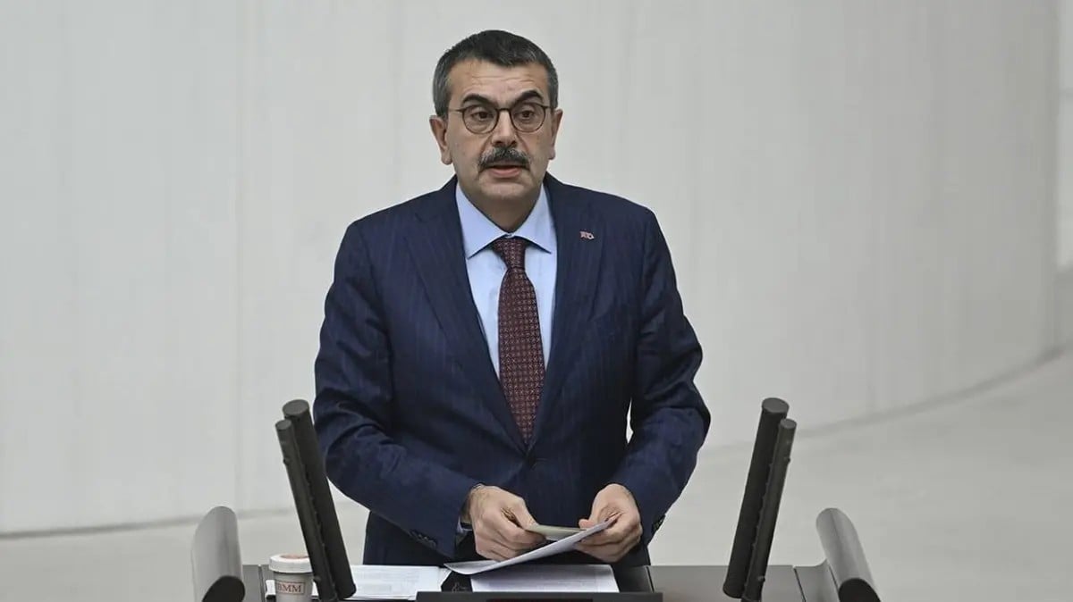 Bakan Tekin’den sert cevap! "Cemaat-tarikat iddiaları asılsız, tek kuruş aktarılmadı"