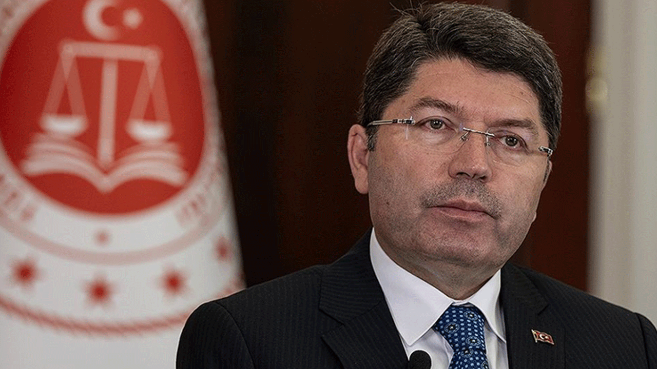 Bakan Tunç: 14 tutuklu güvenlik nedeniyle nakledildi! Kimsenin ‘savunma hakkı kısıtlanmadı' milleti kandırmayın