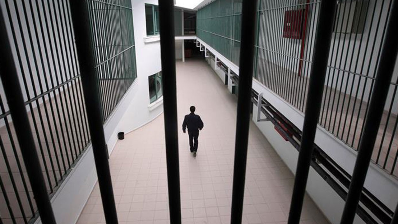 Bakan Tunç duyurdu! Cezaevlerinde açık görüş müjdesi