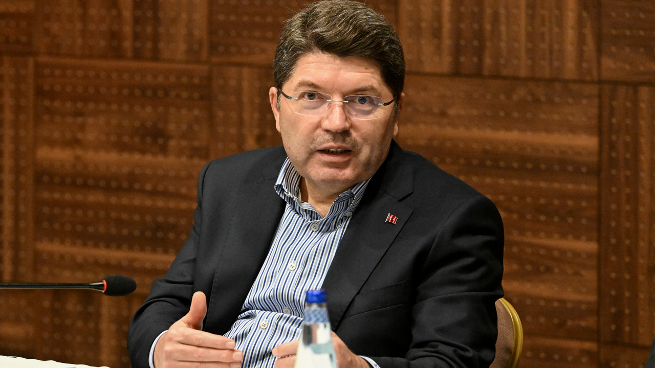 Bakan Tunç'tan Demirtaş açıklaması: Karar mahkemenin önünde, hep beraber bekleyeceğiz!