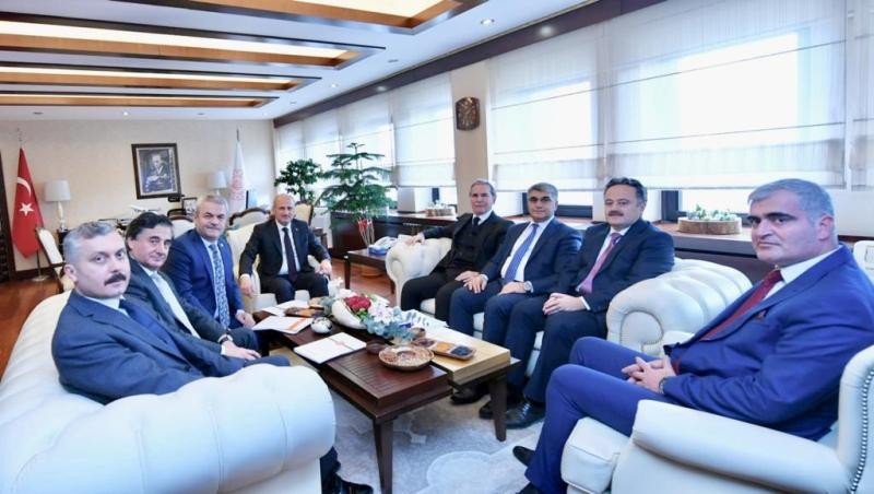 Bakan Turhan, “Karabük sanayi alt yapısı ile bölgenin cazibe merkezi olacak” 