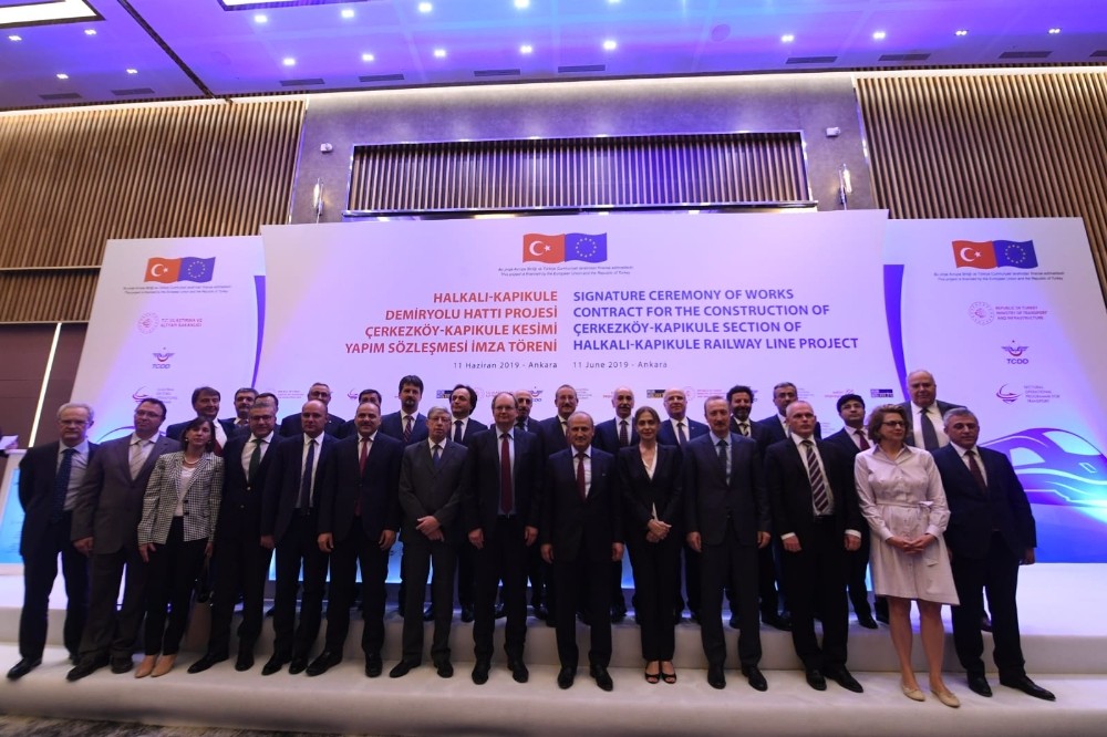 Bakan Turhan: 