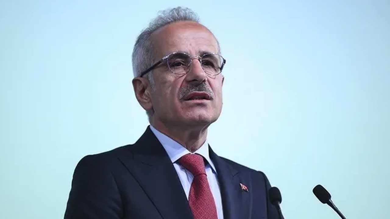 Bakan Uraloğlu açıkladı: 30 Ağustos'ta bu hizmetler ücretsiz