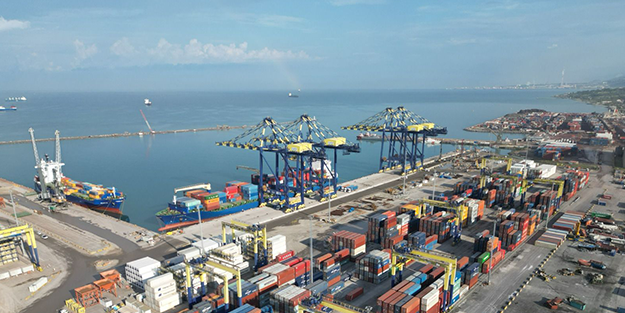 Bakan Uraloğlu açıkladı! Limanlarımızda yeni rekor