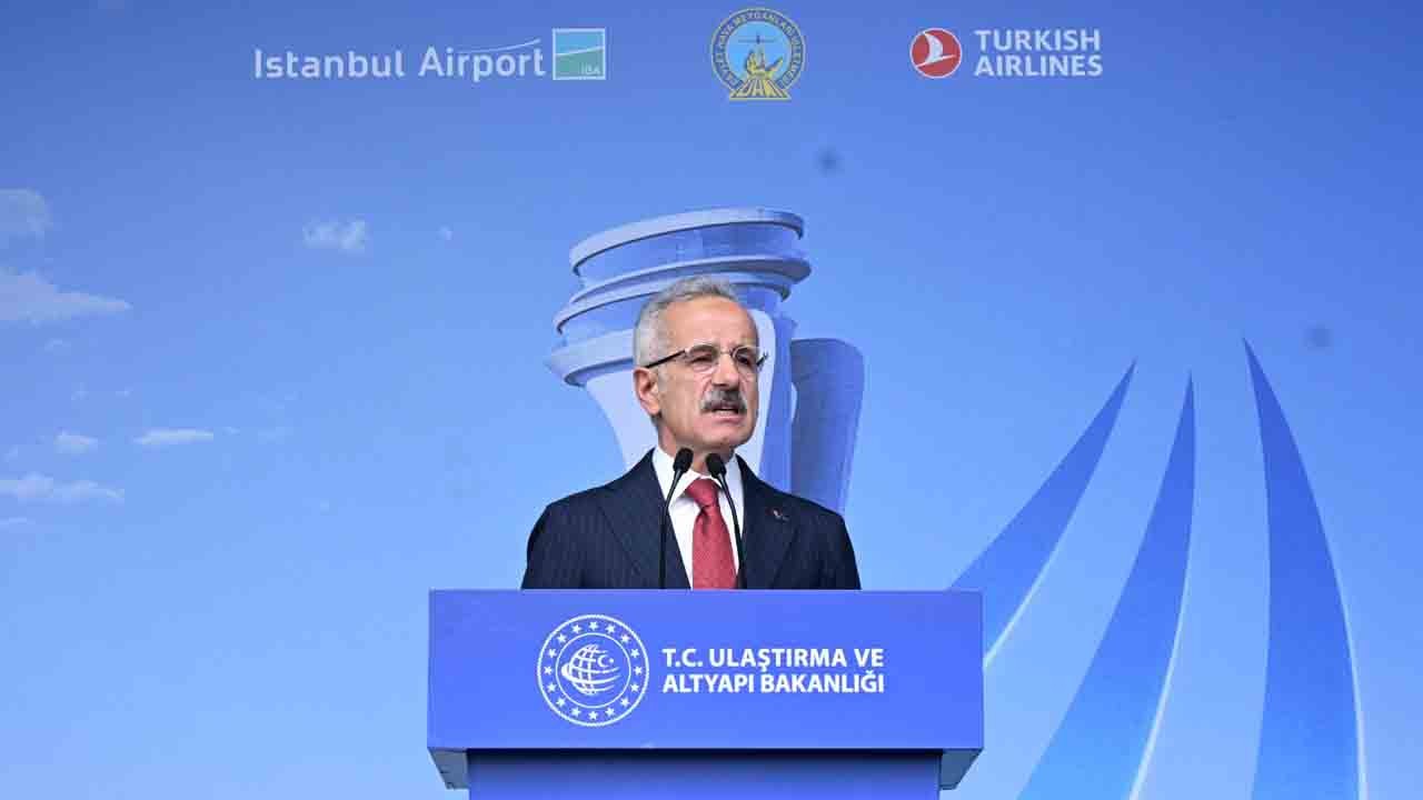 Bakan Uraloğlu aktardı… Üçlü pist operasyonlarıyla yılda 50 bin ton karbon salınımı önlendi!