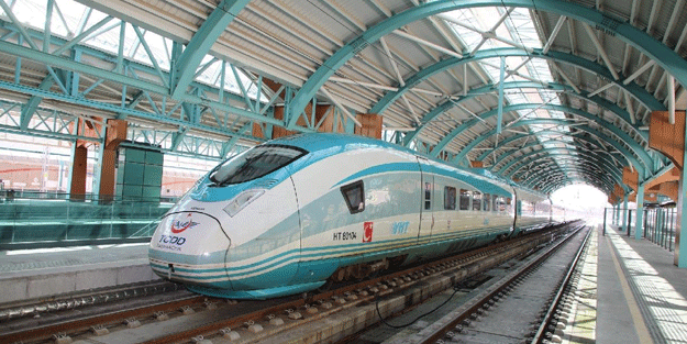 Bakan Uraloğlu’ndan Erzurum’a hızlı tren müjdesi