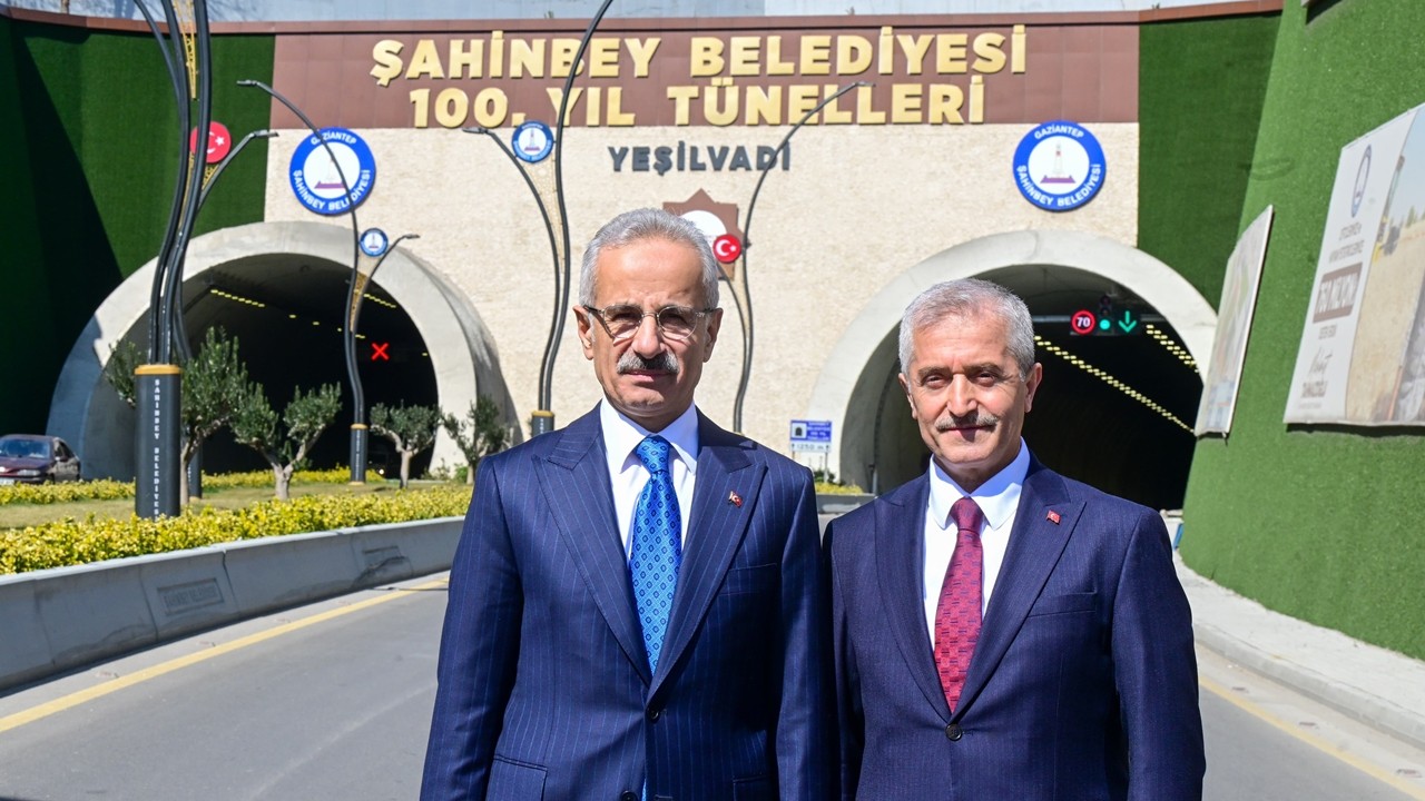 Bakan Uraloğlu'ndan Şahinbey Belediyesi 100. Yıl Tünelleri'ne tam not