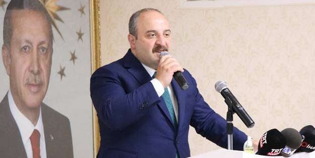Bakan Varank: Bakanımız müsilaj temizlerken, İmamoğlu baklava açıyor