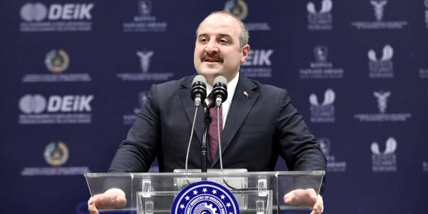 Bakan Varank müjdeyi duyurdu! Bir ülkeyle daha vize kalkıyor