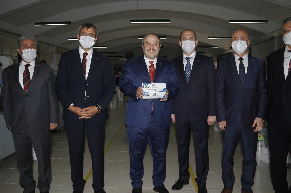 Bakan Varank: 