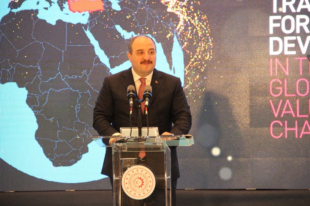 Bakan Varank: ’’Türkiye’nin otomobili projesiyle, üstünlüklerimizi yeni ve heyecan verici bir alana taşıyoruz’’ 