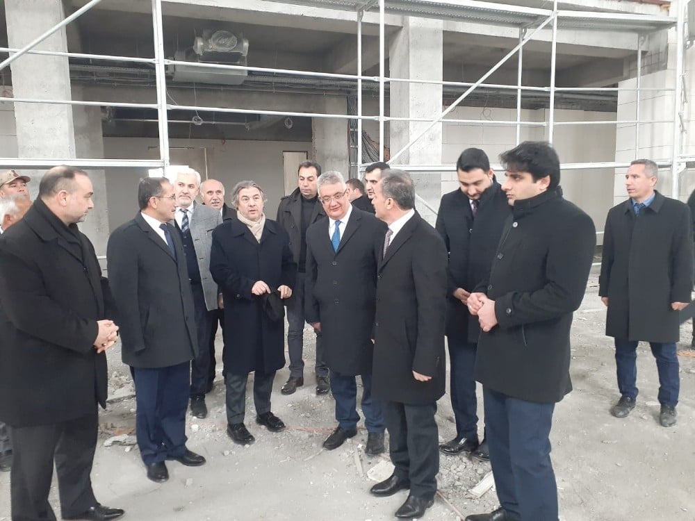 Bakan Yardımcısı Demircan sahabe Safvan bin Muattal kabrini ziyaret etti 