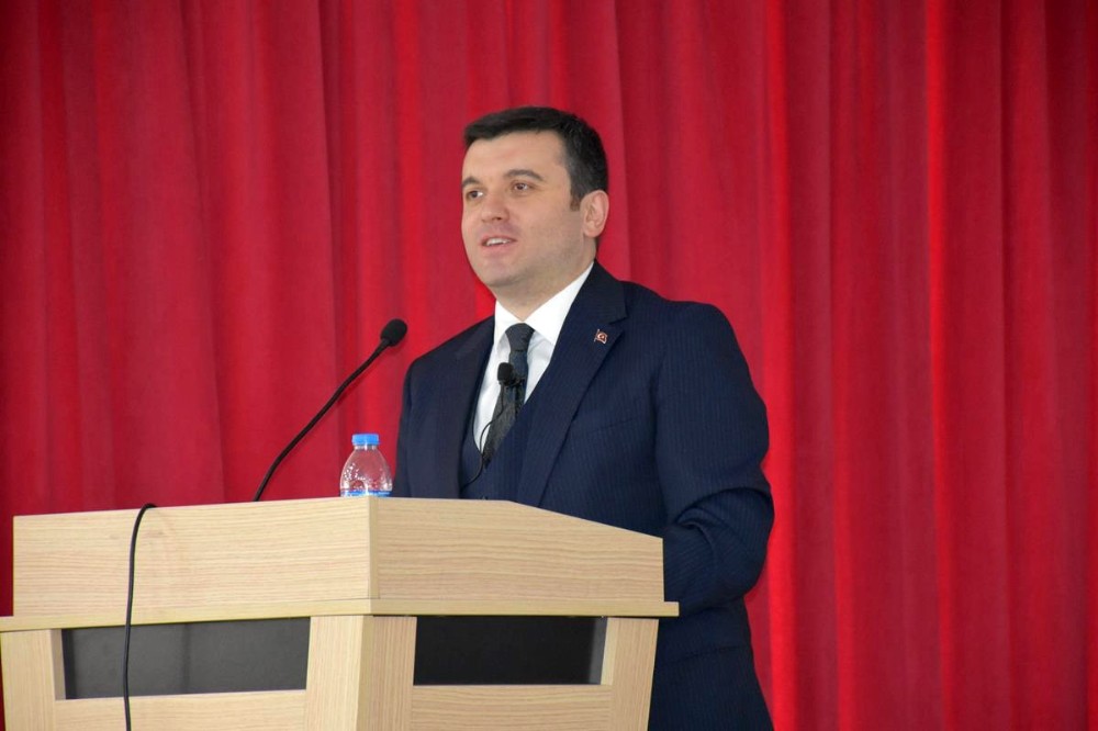 Bakan Yardımcısı Kıran: “Yeni Zelanda canisinin silahındaki semboller iyi okunmalı” 