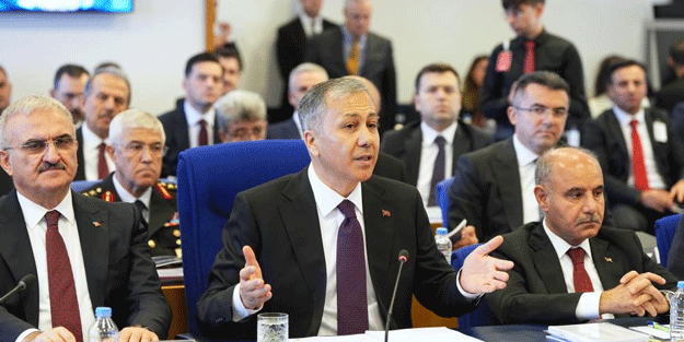 Bakan Yerlikaya çete ele başlarını yakalamaya devam ediyor