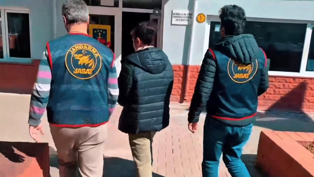 Bakan Yerlikaya duyurdu! 2 yıldır aranıyordu, yakalandı