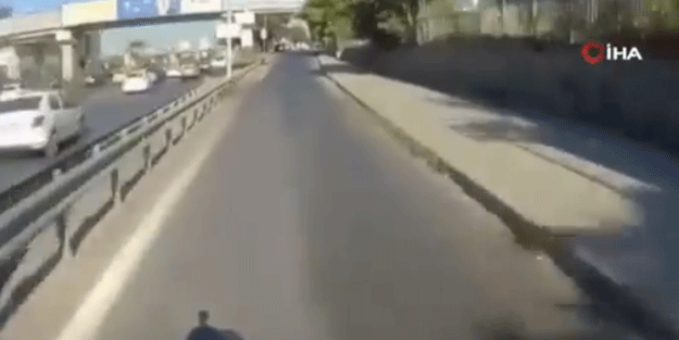 Bakan Yerlikaya film sahnesini aratmayan operasyonun görüntüsünü paylaştı!