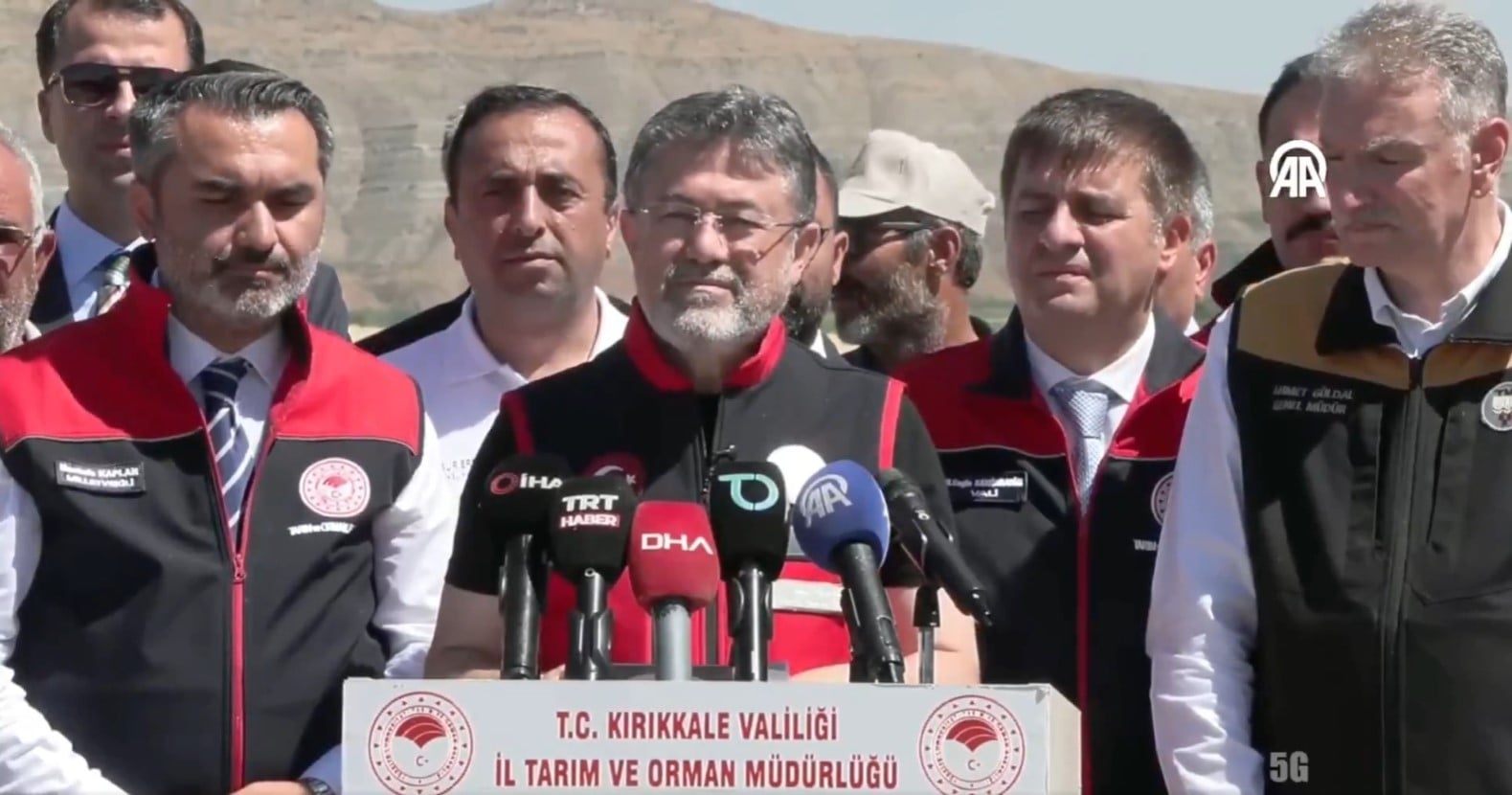 Bakan Yumaklı arpa hasadına katıldı! TMO 3 haftada alım rekoru kırdı