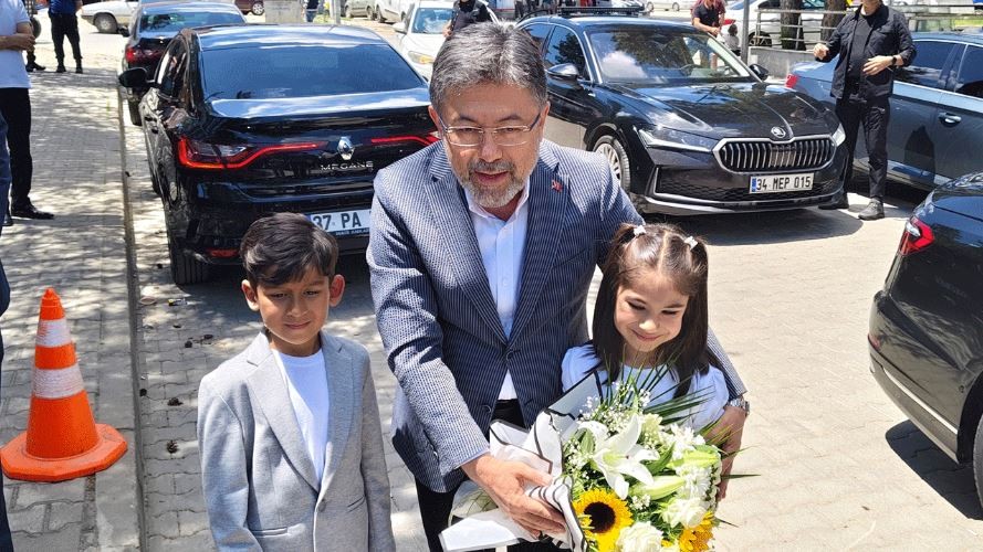 Bakan Yumaklı: Fırsatını bulsalar bizi Gazze’den beter ederler. Onun için güçlü olmak zorundayız