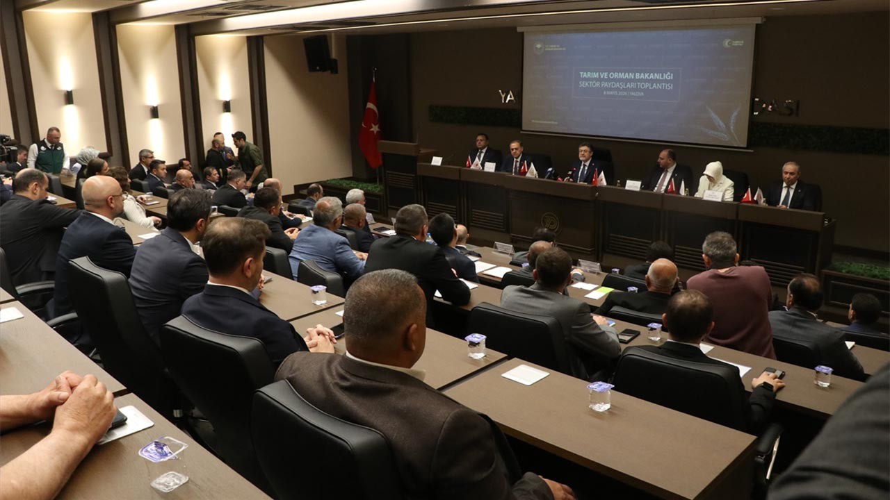 Bakan Yumaklı "Kayıplarımızı geri kazanacağız" Tarımda altın yıl müjdesi