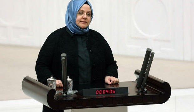 Bakan Zehra Zümrüt Selçuk'dan kısa çalışma ödeneği müjdesi