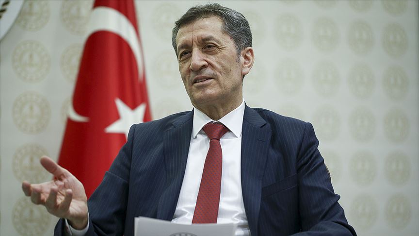 Bakan Ziya Selçuk'tan öğrenci ve velilere 'maske' uyarısı
