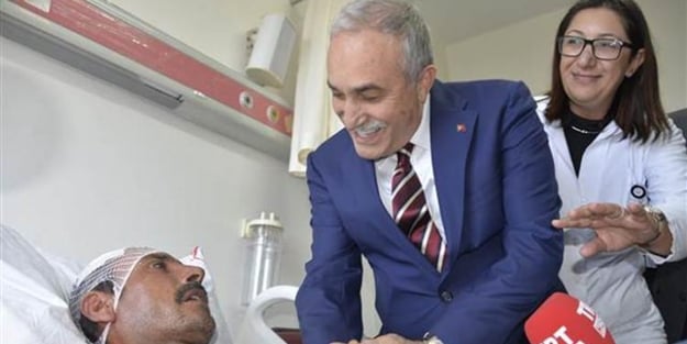 Bakan'a dert yandı: Terim'in aldığı paranın 10'da 1'i...
