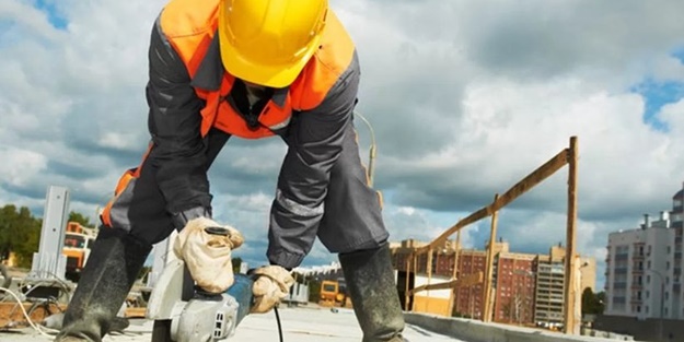 Bakandan taşeronlarla ilgili flaş açıklama