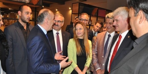 Bakanın teklifini düşünmeden geri çevirdi