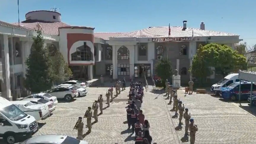 Bakanlık duyurdu: Yasa dışı bahis operasyonunda çok sayıda kişi tutuklandı