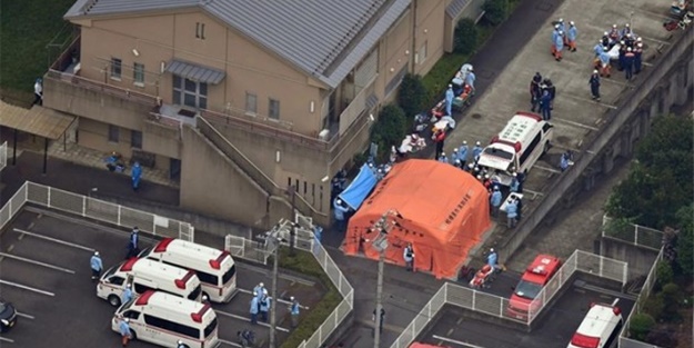 Bakımevinde engellilere bıçaklı saldırı