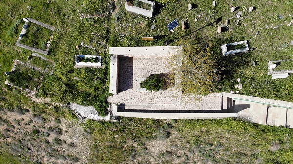 Bakın buraya ne için gidiyorlar! Bu rivayet için onlarca basamak çıkıyorlar